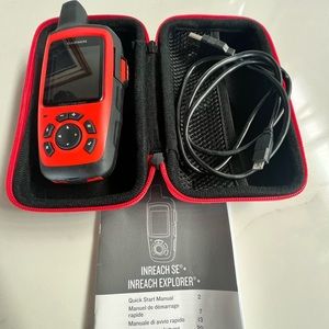 Garmin inReach
Explorer+ Handheld
Satellite Communicator with
TOPO. With Case